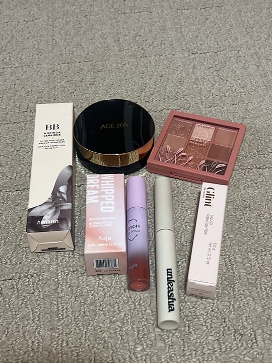 huge kbeauty makeup bundle