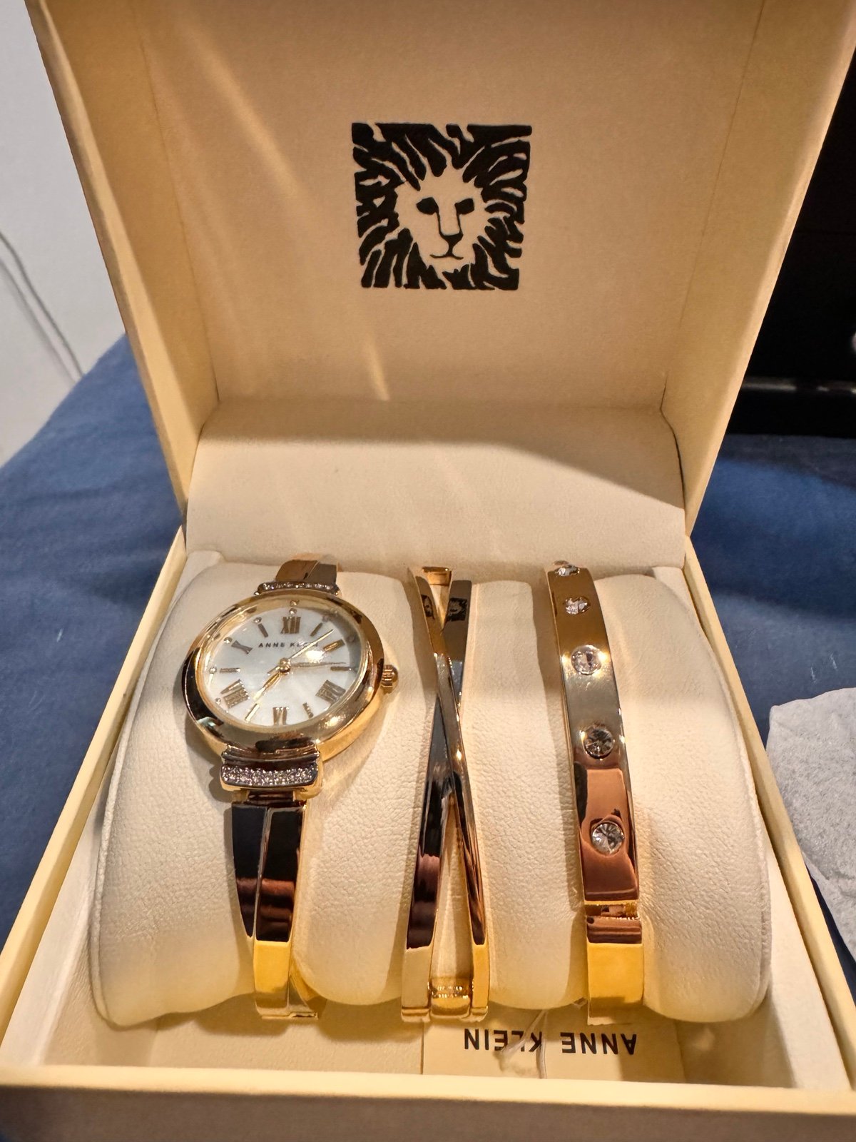 Watch and bracelet set