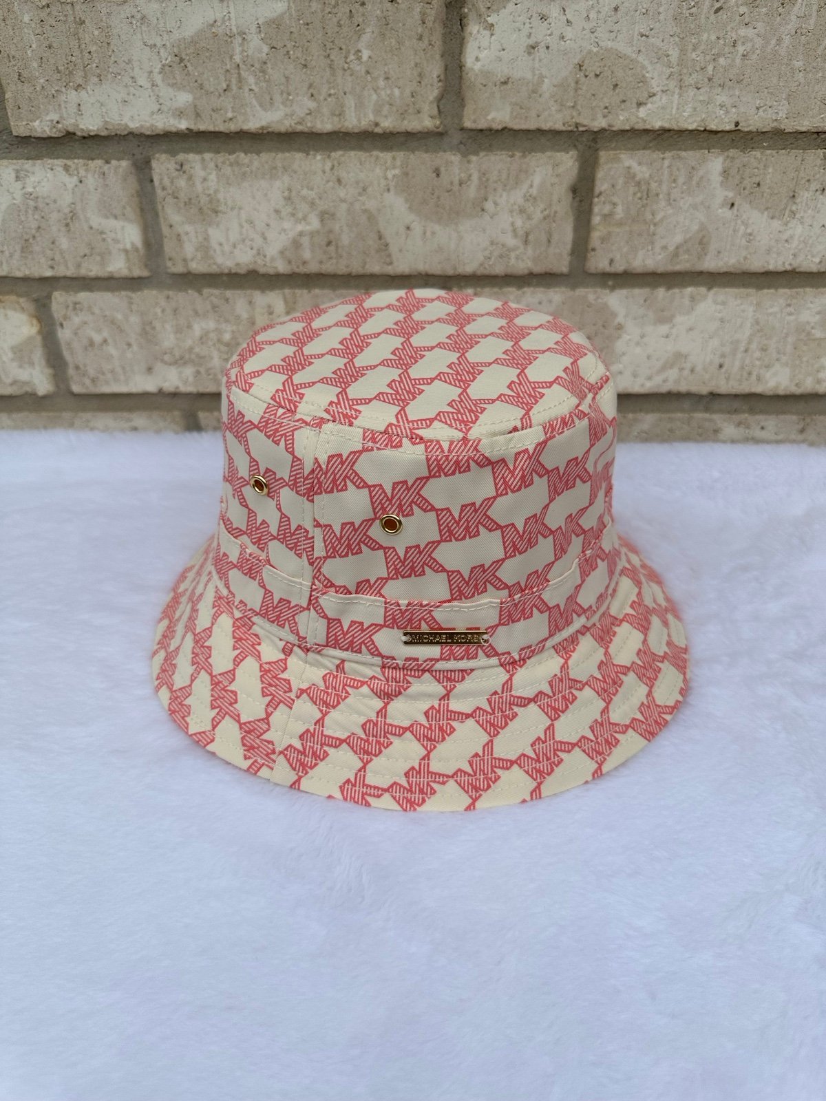 Michael Kors bucket hat