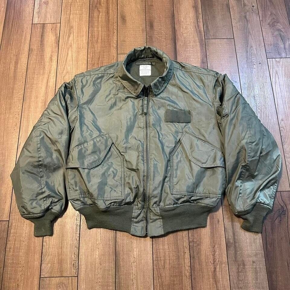 Vintage green military bomber jacket CW 45/P size 2XL XXL