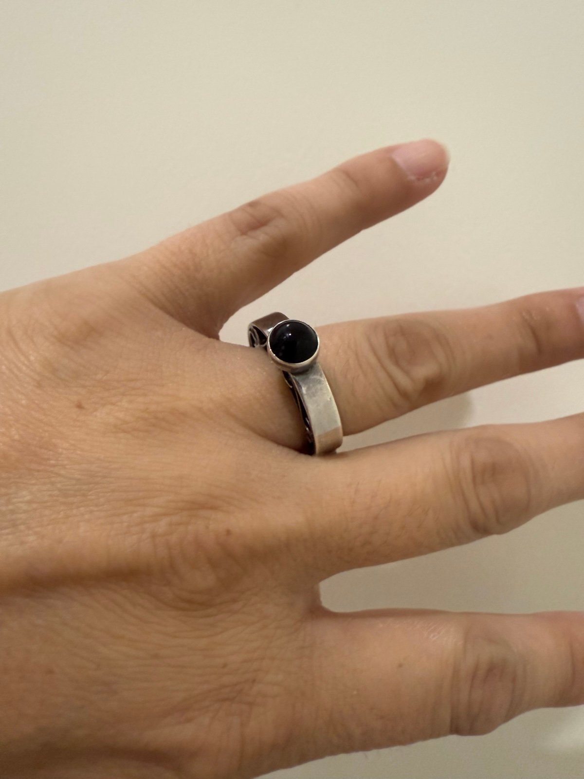 Black onyx Sterling silver ring - size 8