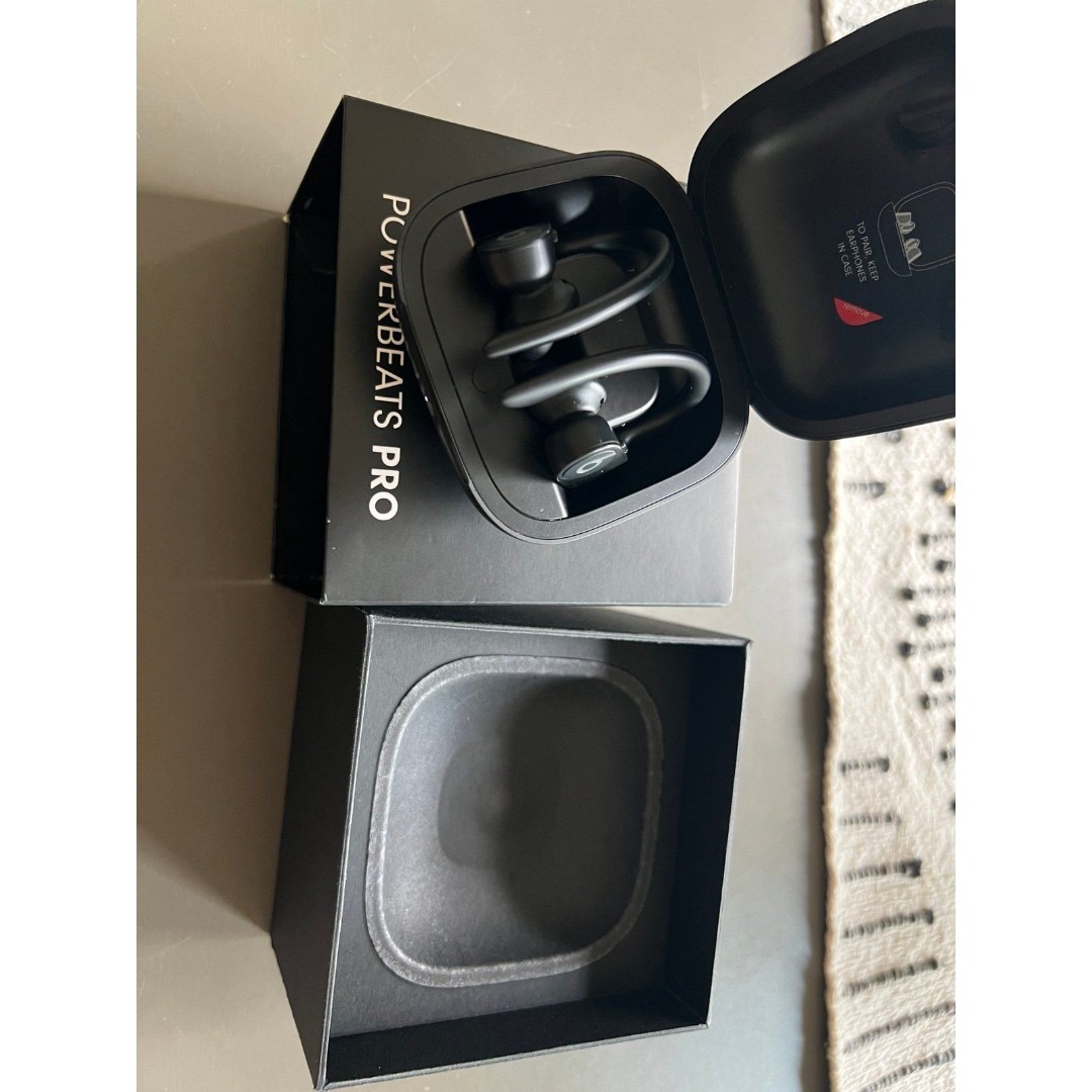 Beats Powerbeats Pro Wireless Earbuds - Apple H1 Headphone Chip, Class 1 Bluetoo