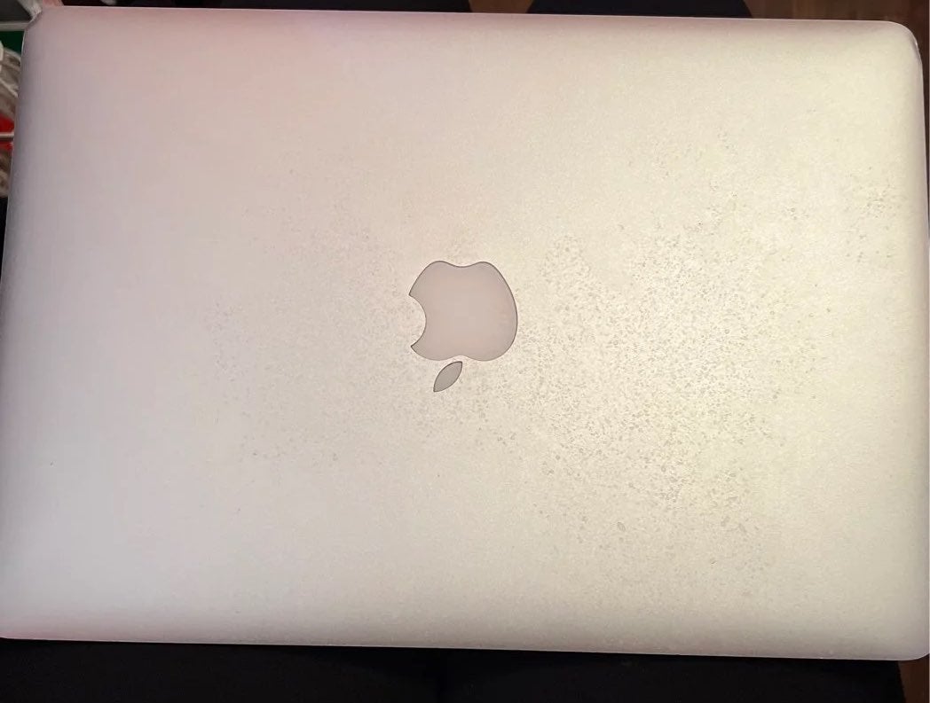 Apple MacBook Air 128GB in Silver