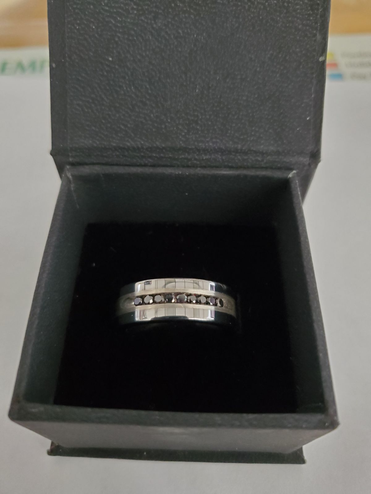 Mens ring size 8.5