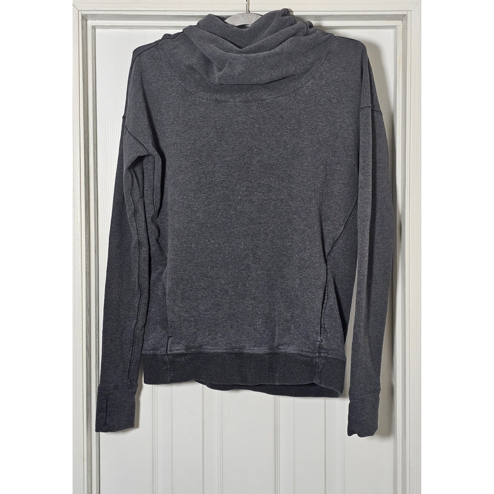 Lululemon Funnel Neck Sweatshirt Women's Size 6 Gray Super Soft Pockets