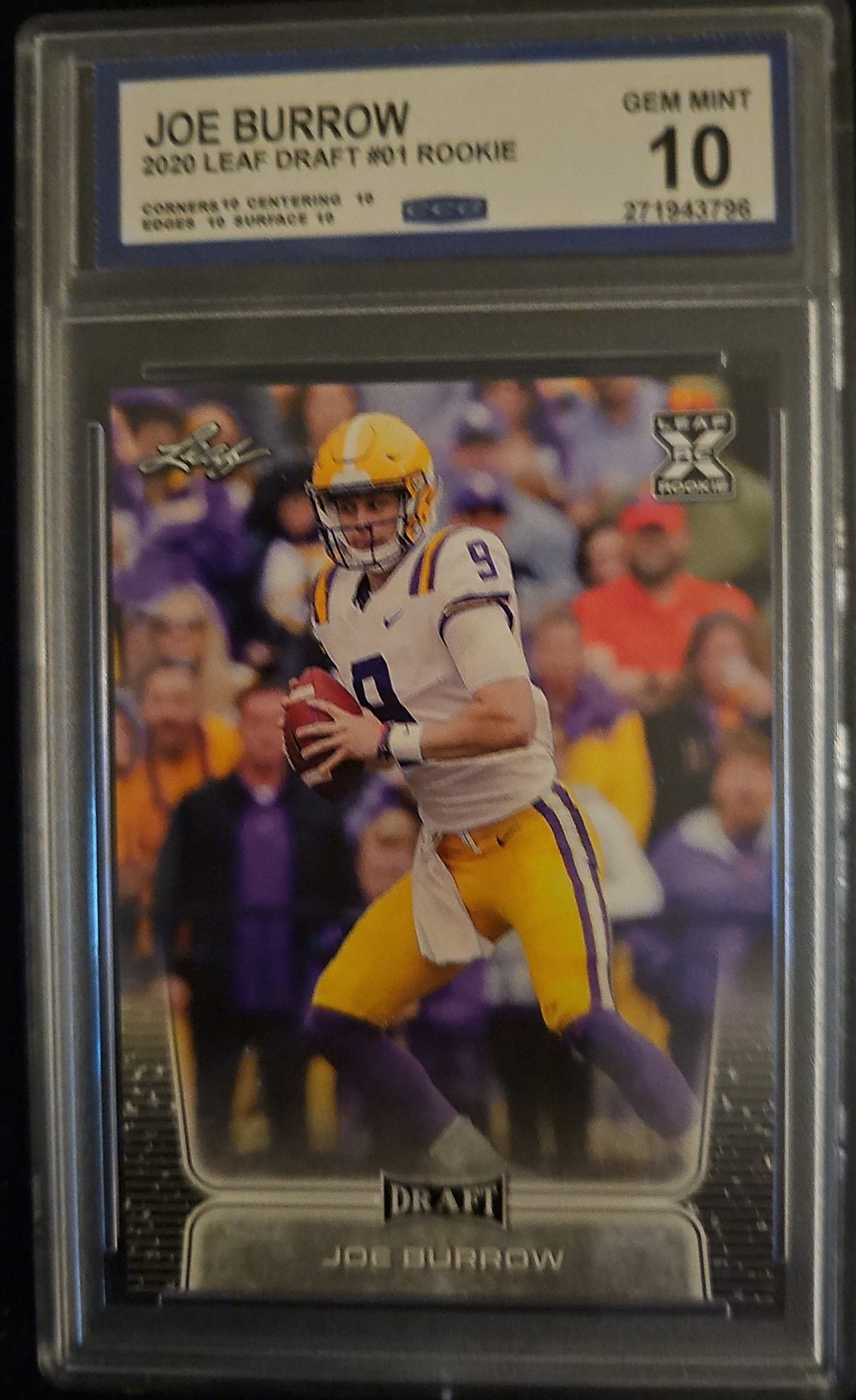 2020 Leaf draft Rookie Joe Borrow #1, Gem mint 10