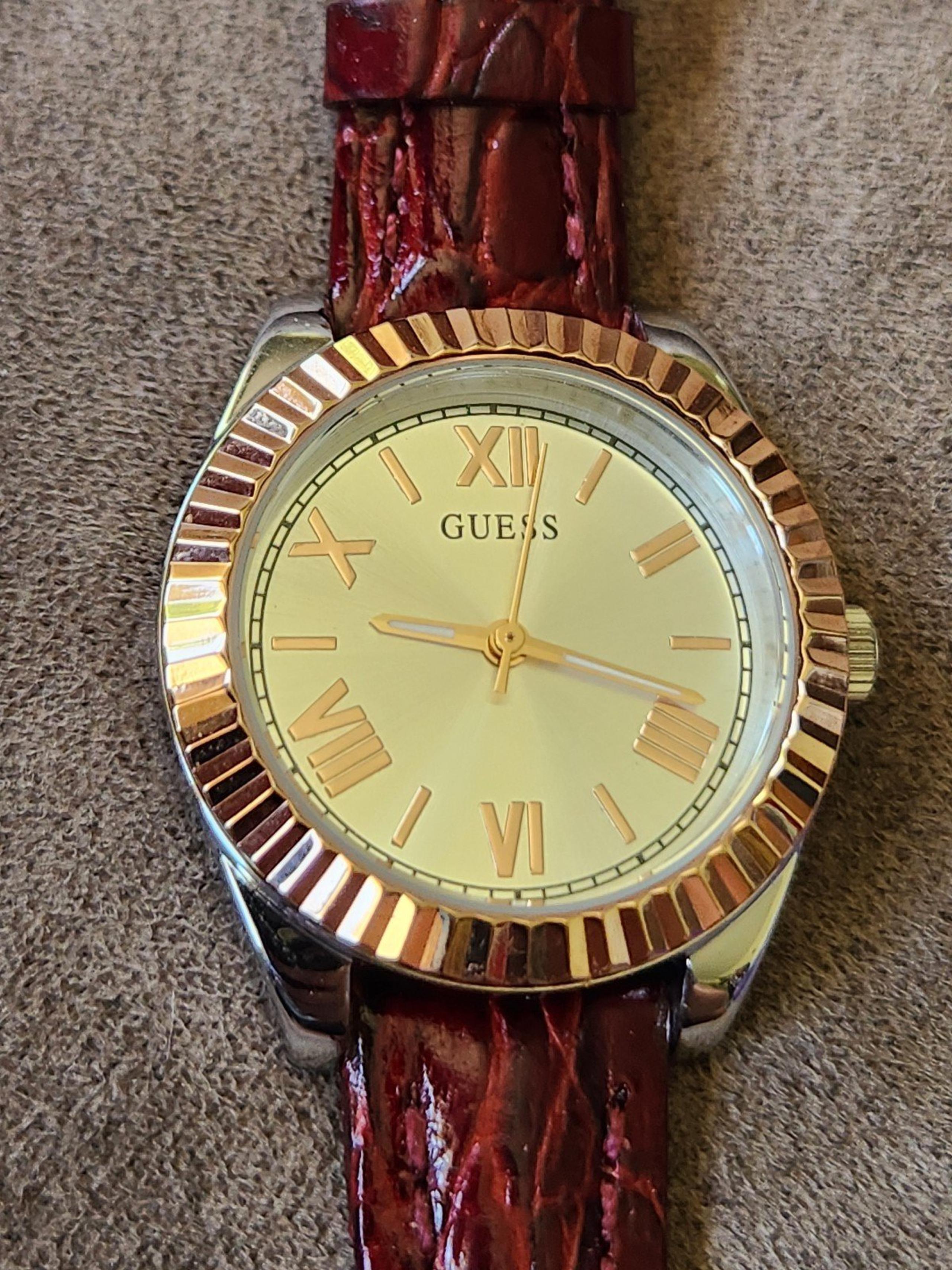 Womens Guess watch new