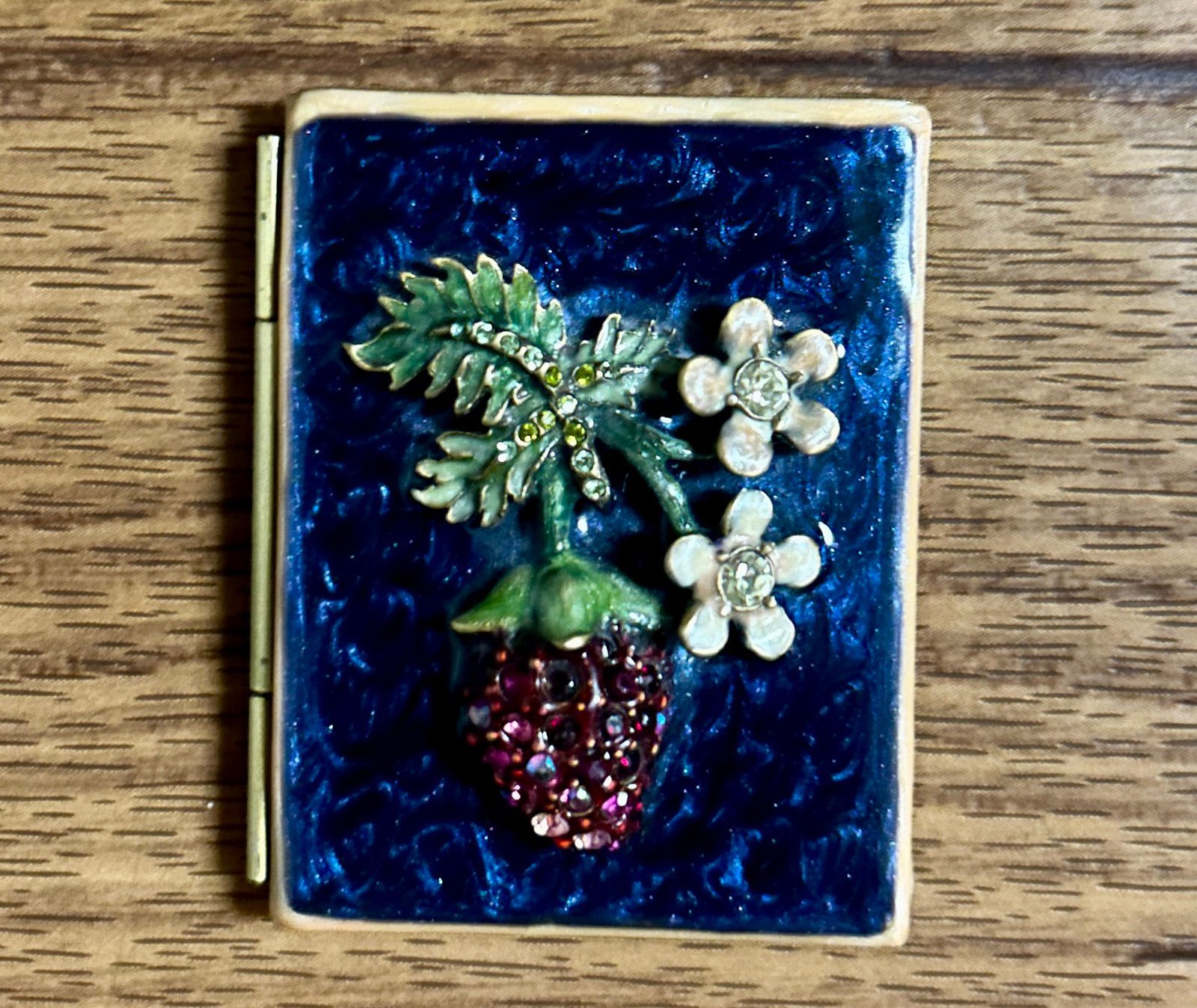 Jay Strongwater • Picture Holder • Vintage • Strawberry Floral • Crystal •Frame