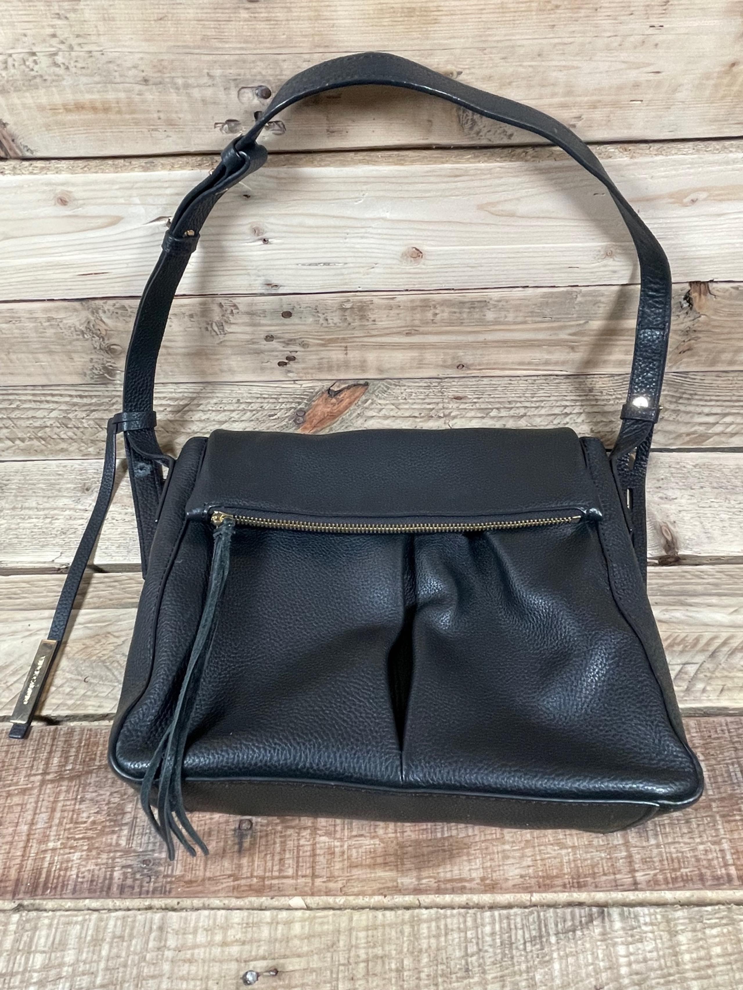 Vince Camuto VV Miles CB Crossbody Handbag Black Leather Pockets Fold Over Purse