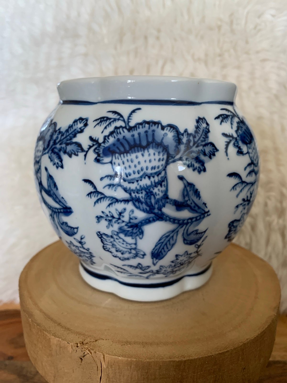 Vintage Asian Blue And White Hand Painted Floral Design Ginger Jar