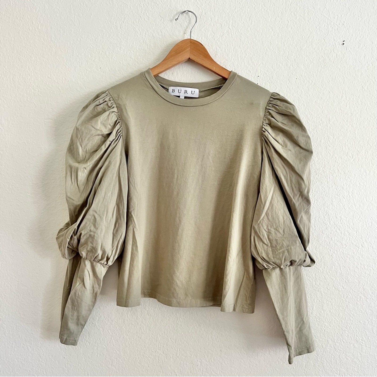 Buru Forest Green Puff Statement Sleeve Tee Sz L NWOT