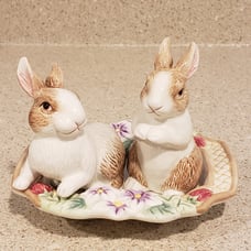 Fitz and Floyd salt and pepper shakers