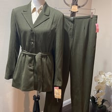 Renlyn New York pants suit size: 12