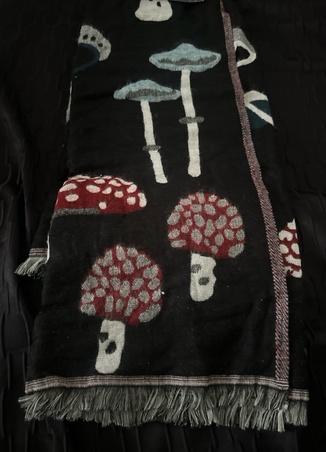 Rachel Zoe mushrooms throw