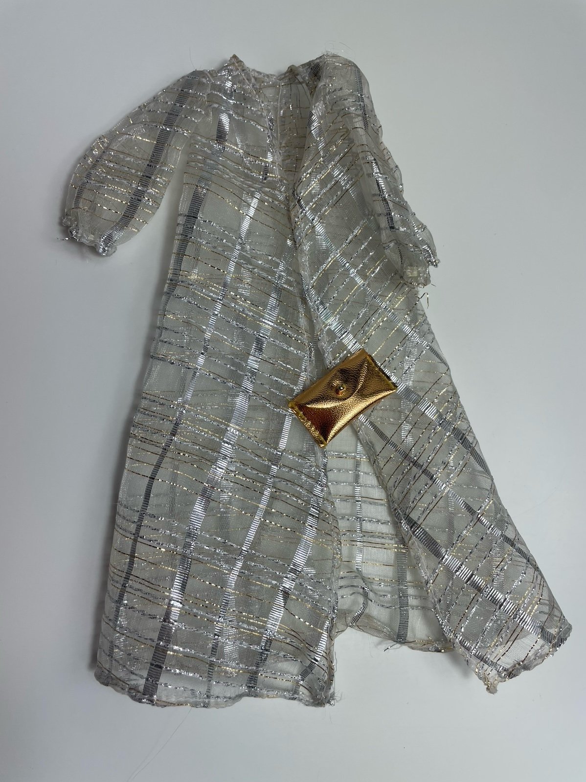 Vintage 1978 Superstar Barbie
Christie Fashion 2252 Soft
Shimmering Silver White