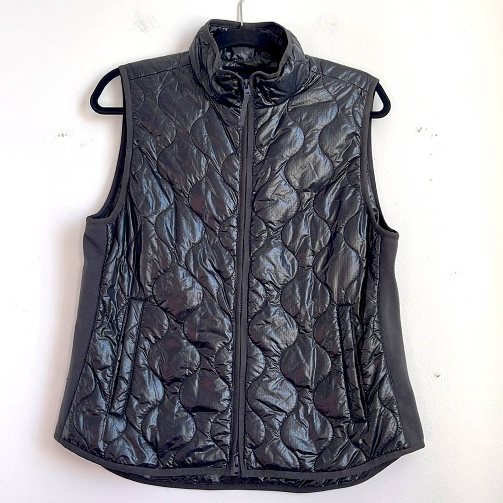 NWT J. Crew lightweight mock neck quilted whole weather puffer vest sz L