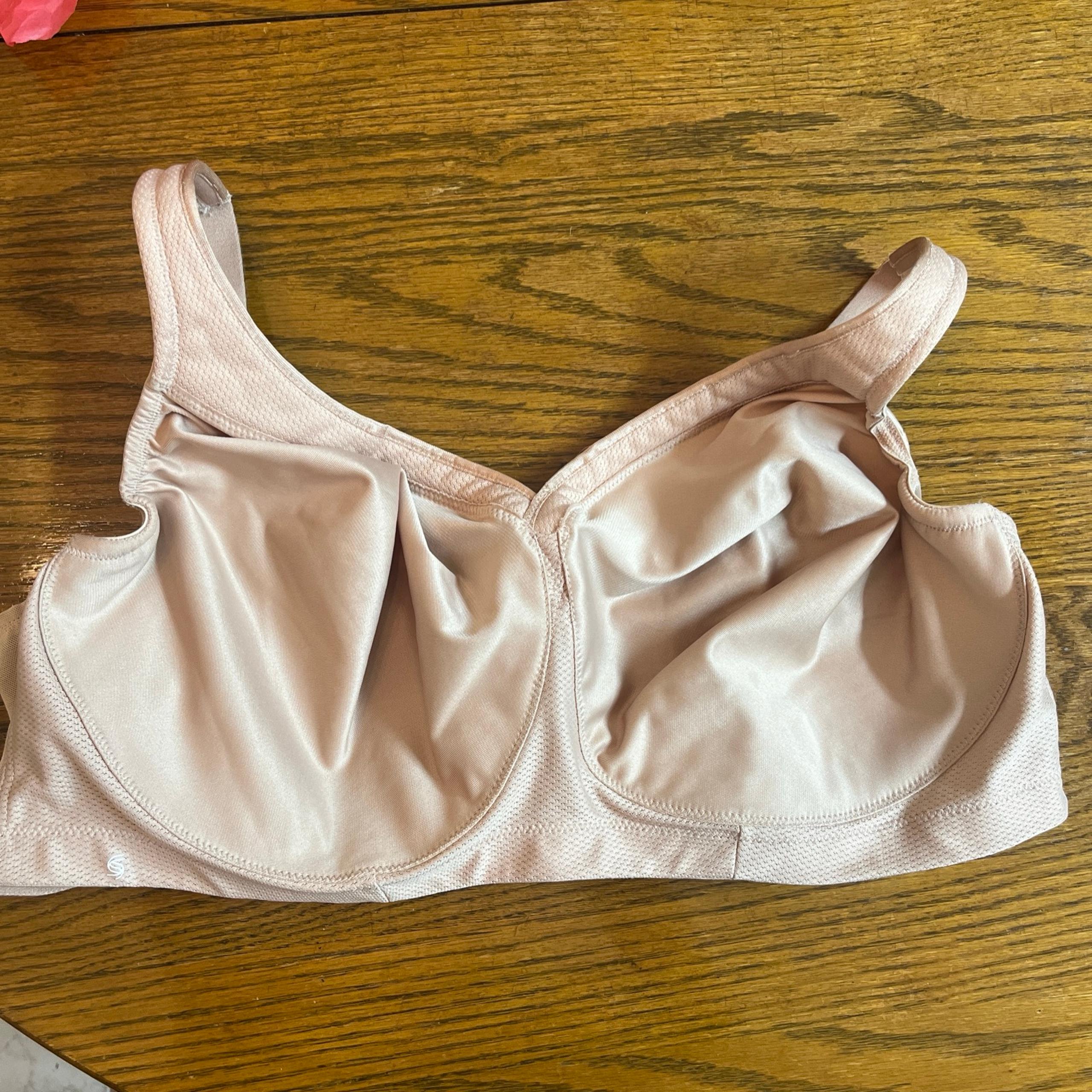 Glamorise Women's Plus Size MagicLift Seamless Sports Bra Wirefree 1006 50DD