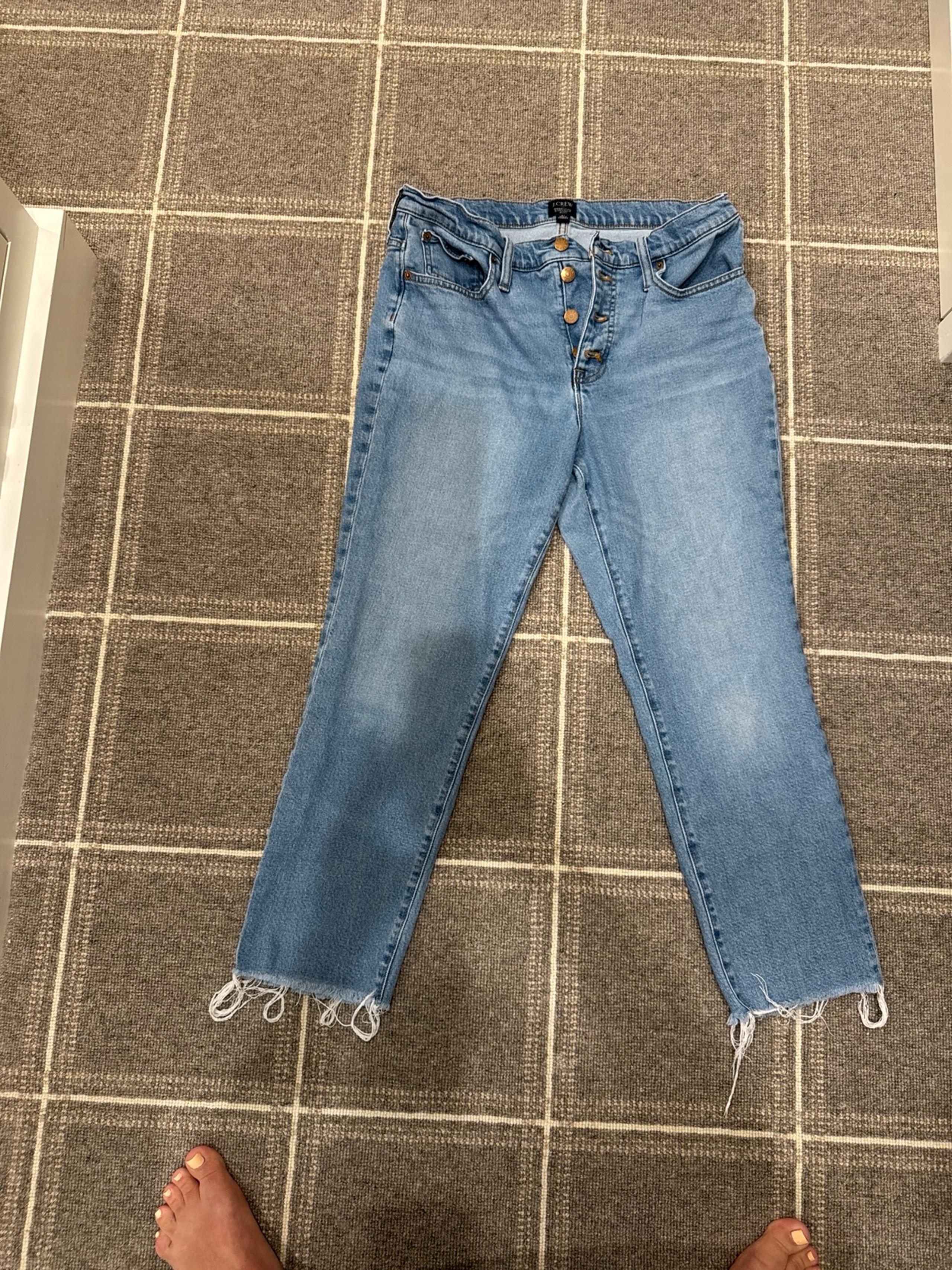 Women’s J.Crew essential straight Jean