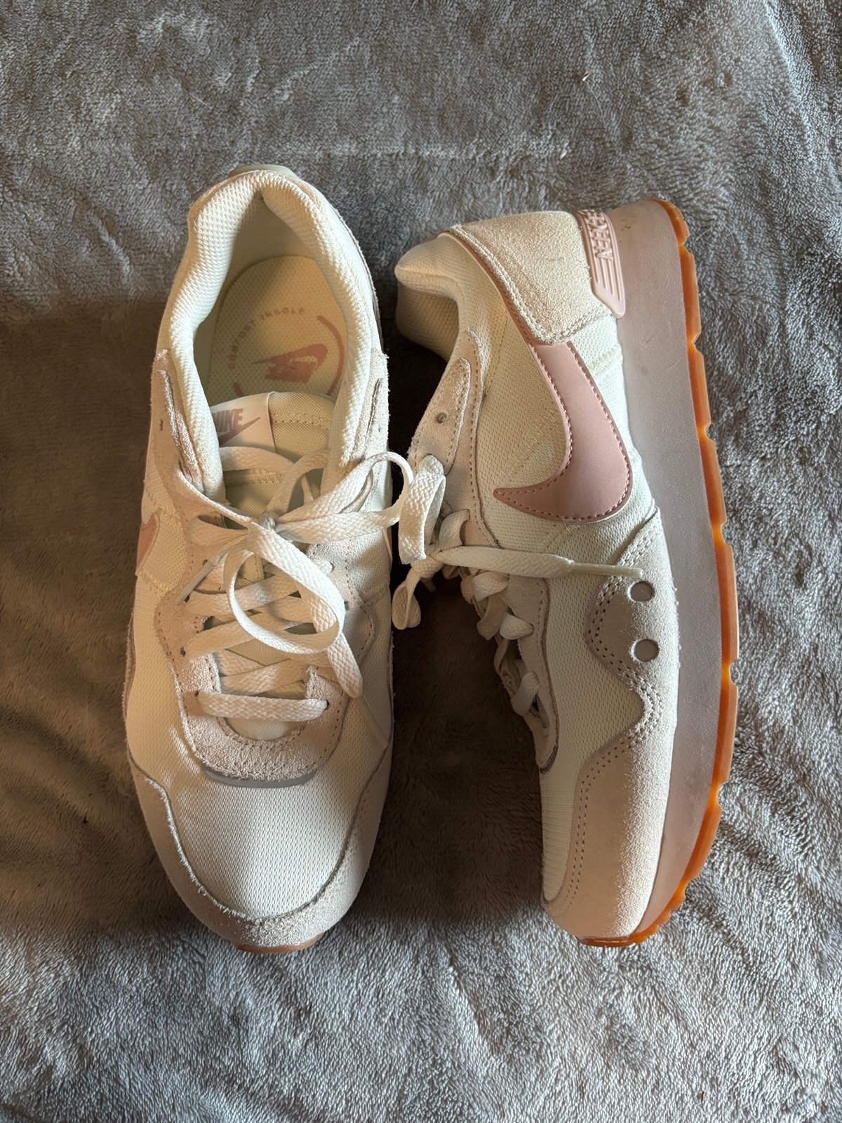 Nike shoes