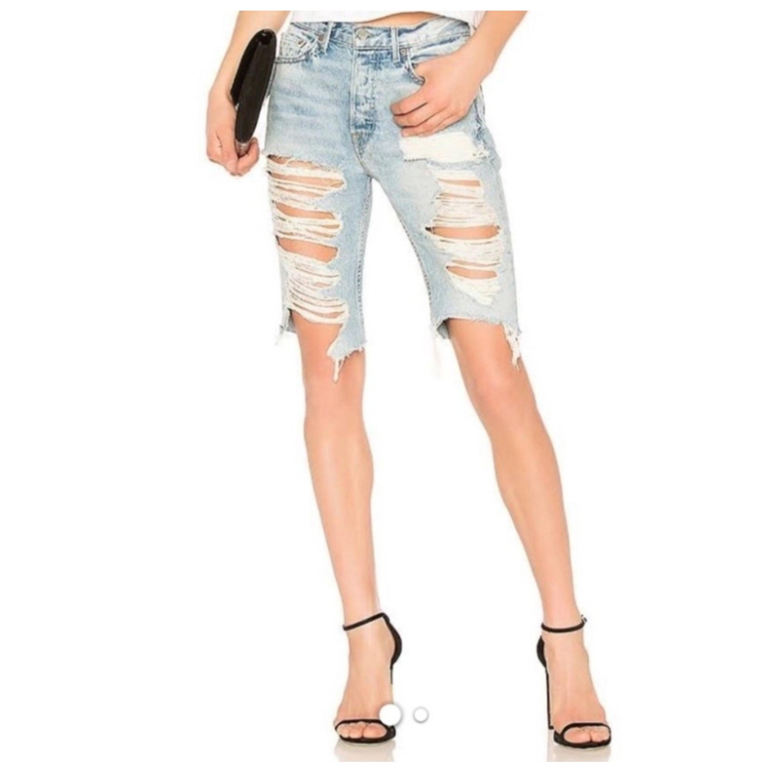 GRLFRND BEVERLY Bermuda Light Wash Denim Shorts Frayed Hem Button Fly 26