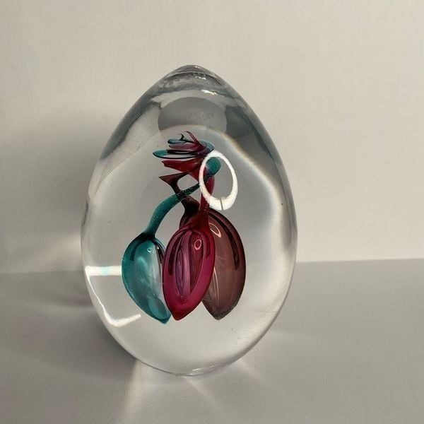 Artcristal Bohemia Glass Paperweight Egg Shape Decor Blue / Pink / Red