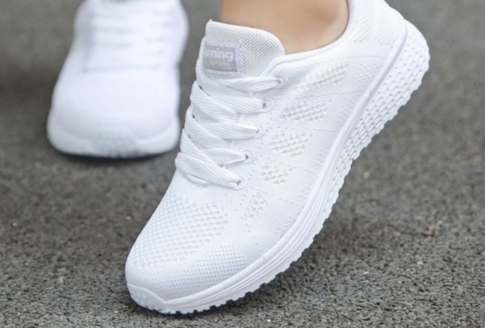 Women's sport shoes