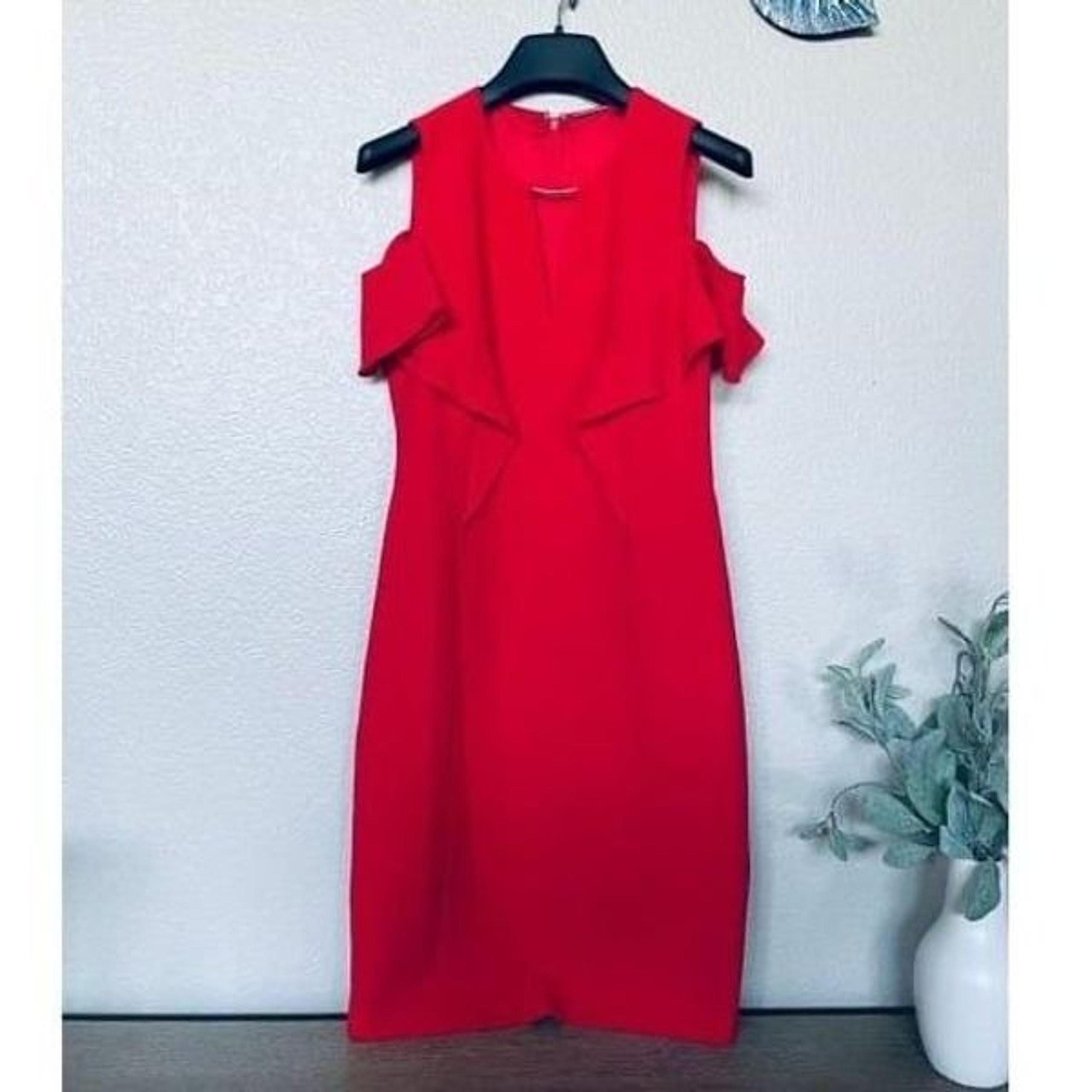 Elie Tahari Red Formal Off the Shoulder Cocktail Party Dress 0