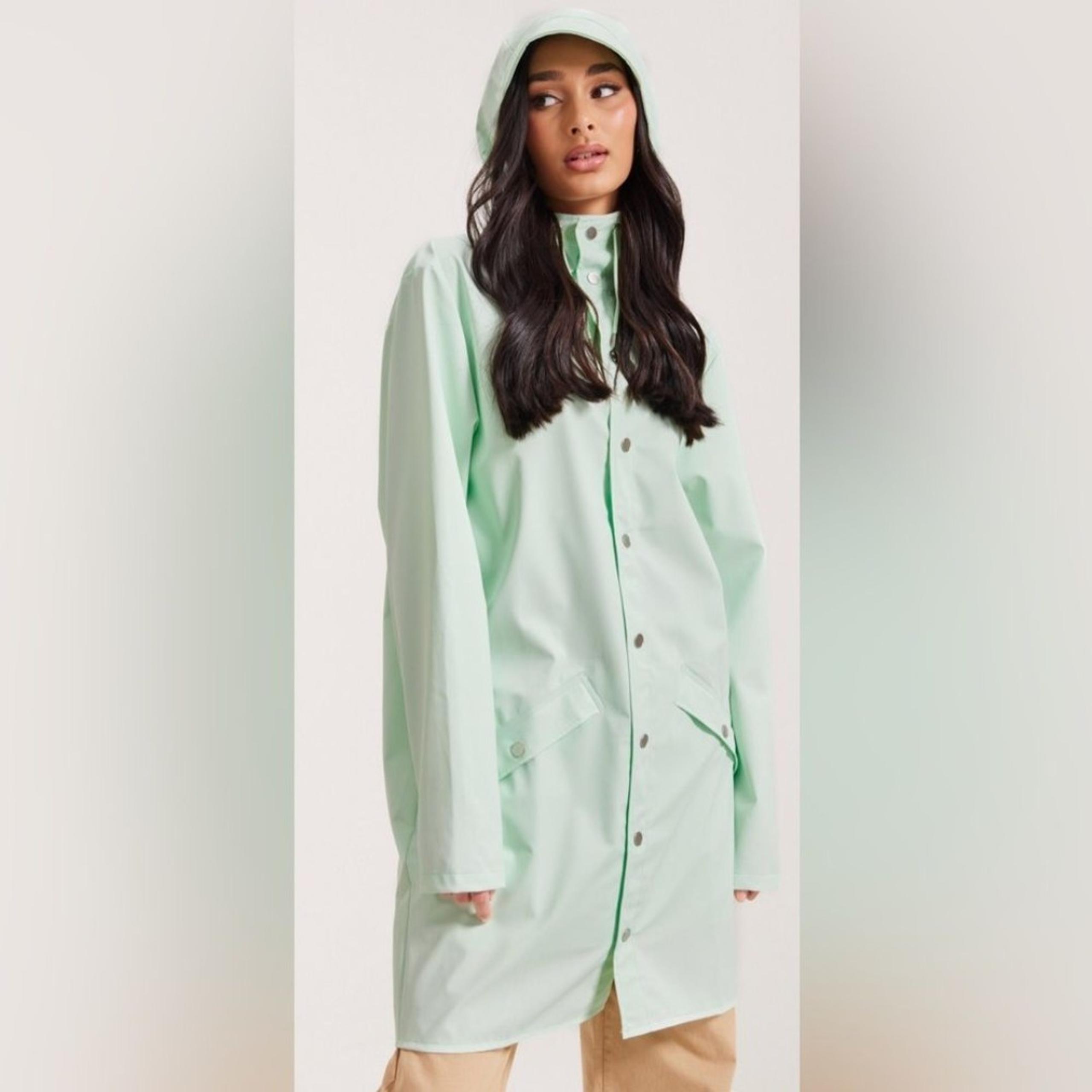 NWT Unisex Long Rain Jacket in Mint Green Mineral - Size XL - Rains