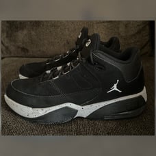 Jordan Max Aura 3 Big Boy Shoes Black Oreo Color Size -6.5Y