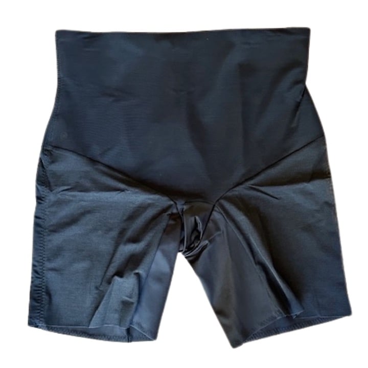 NWT - HoneyLove SuperPower Mid-Waist Shorts