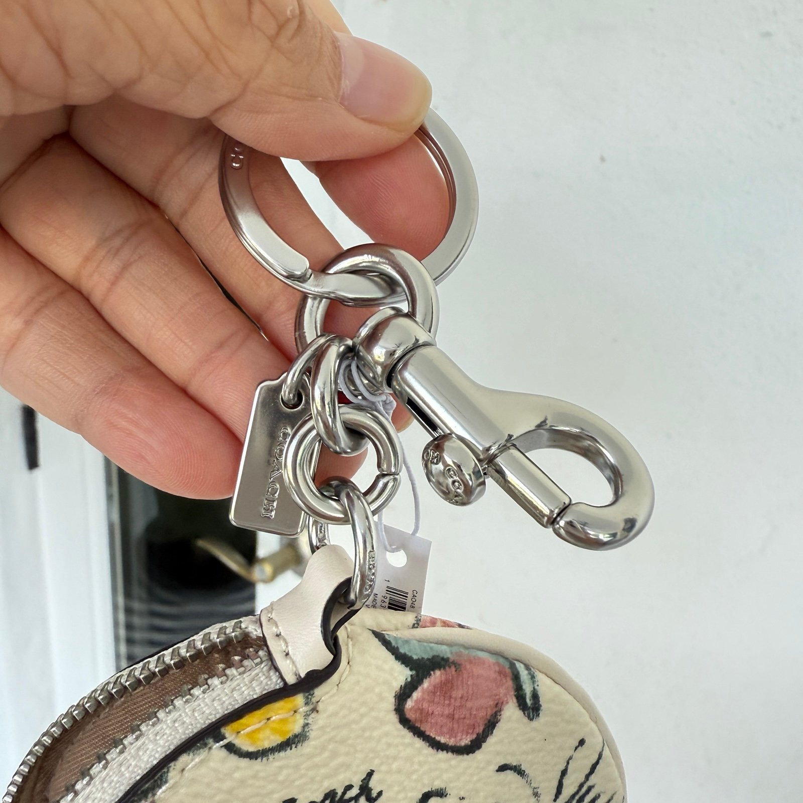 ショルダーバッグ・ポシェット COACH Circular Coin Pouch With Butterfly Print   CAO48 Coach CAO48 Circular Coin Pouch With Butterfly Print