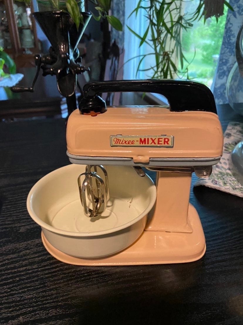 VTG 1953 Mixee-Mixer Tin Toy Stand Mixer