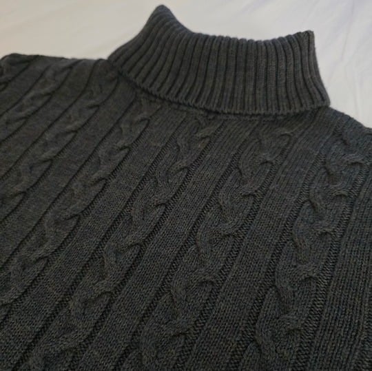 Spier and Mackay Moss Green Merino Cable Knit Turtleneck