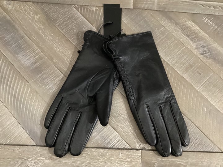 NWT MARCUS ADLER Stitched Leather Gloves, size L