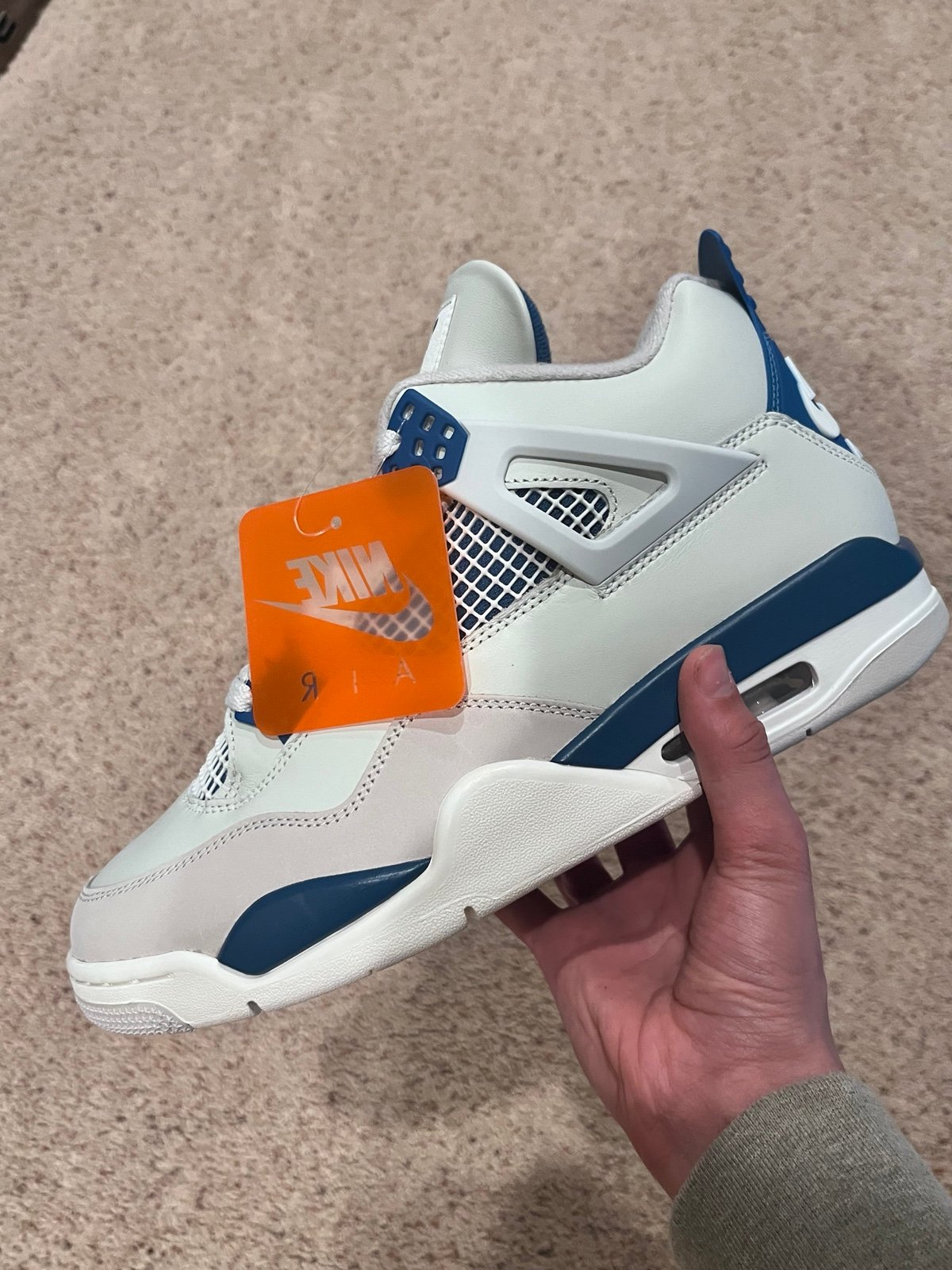 Jordan 4 military blue size9 x2, 10