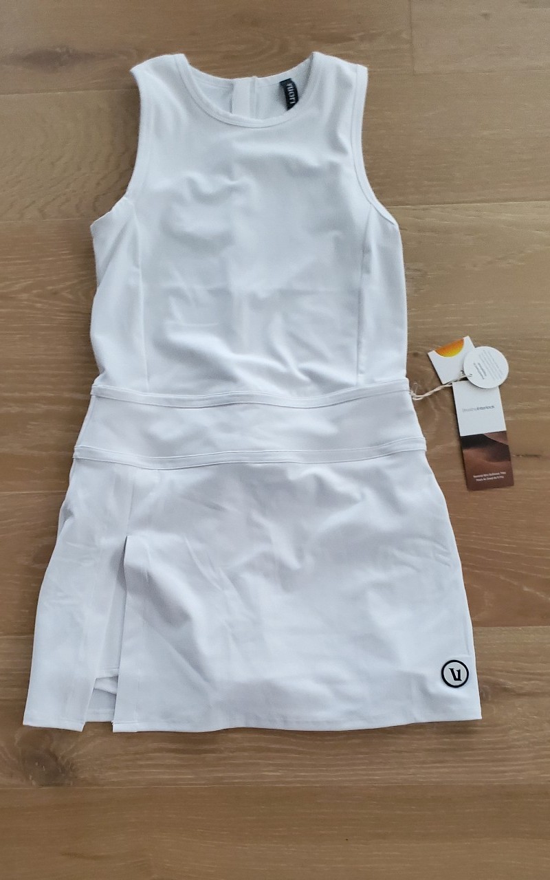 Vuori topspin dress size M women