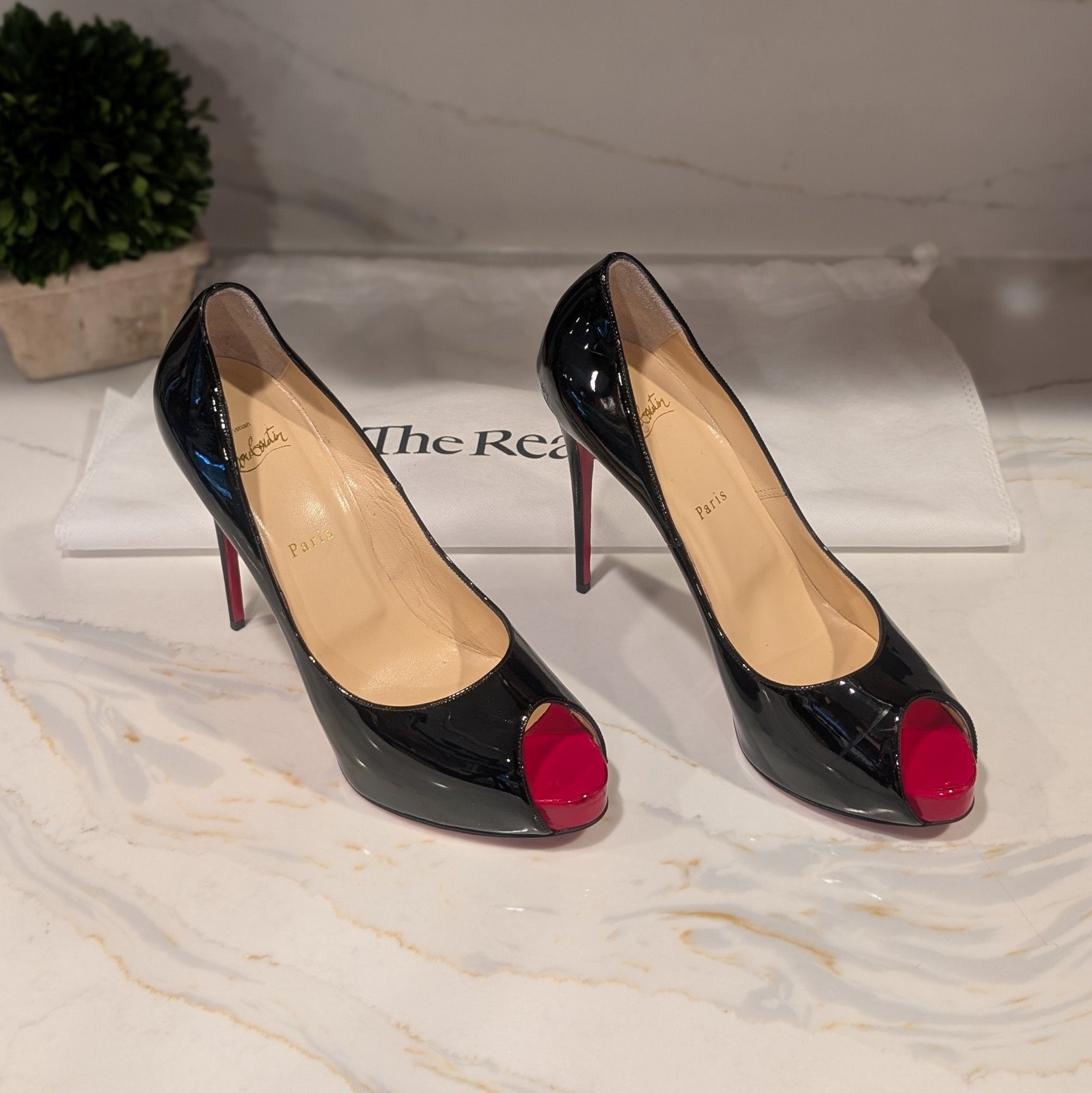 Christian Louboutin New Very Privé 120 mm Platform Patent Pumps 41