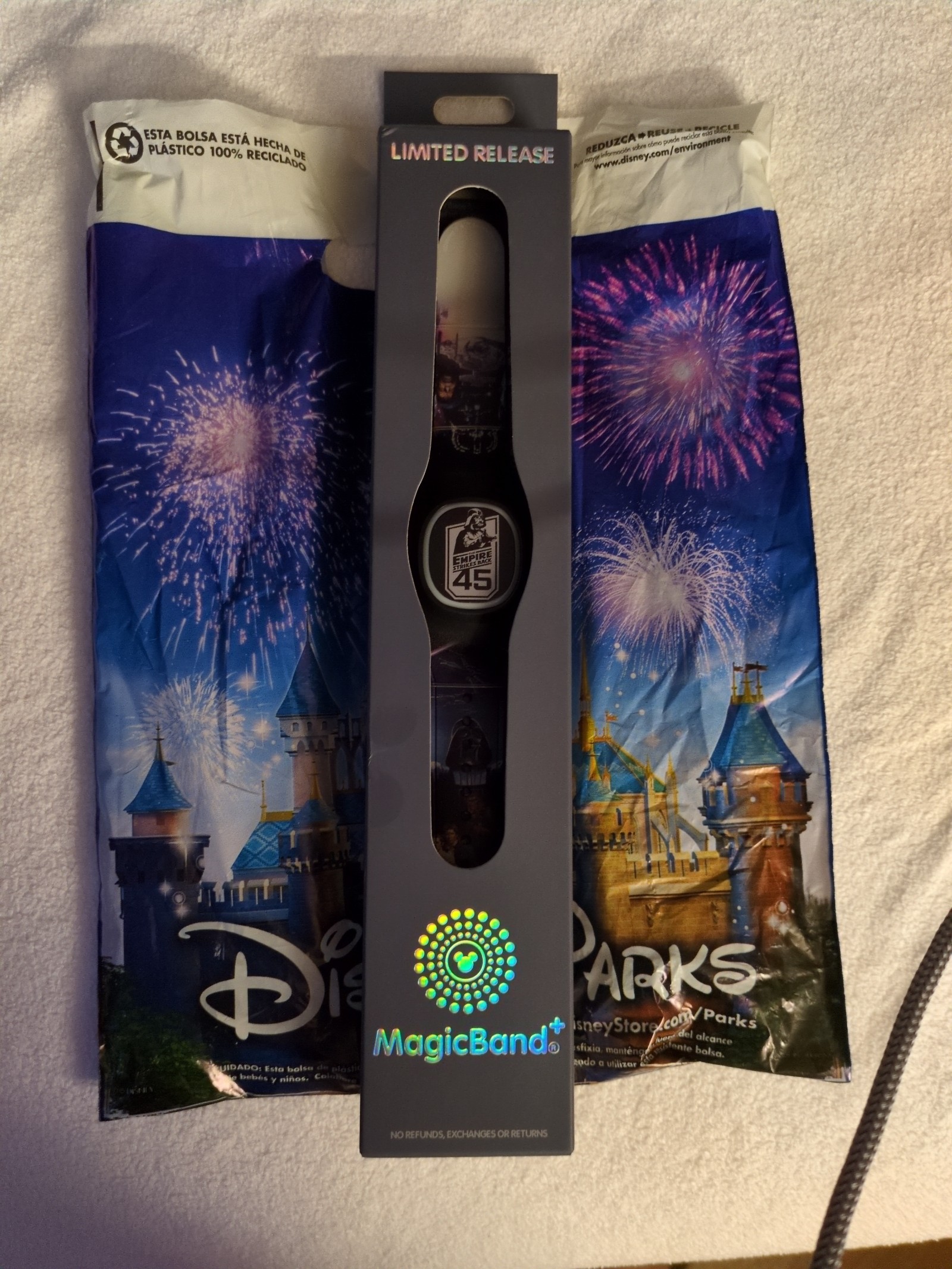 Starr Wars Limited Edition Disney Parks Magic Band Plus
