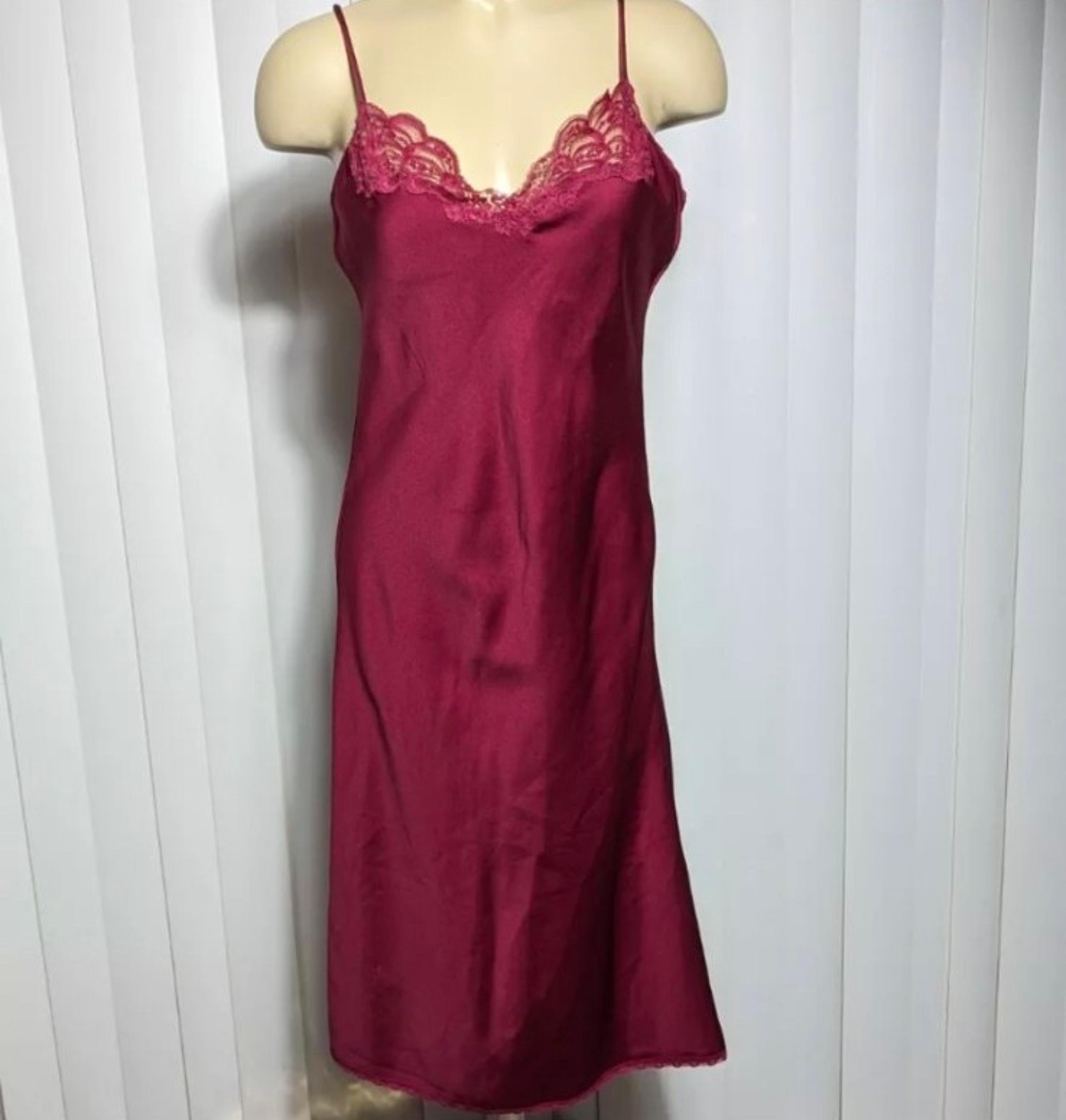 Vintage WARNER'S Collectors Items Burgundy Satin Full Slip Dress Size 34