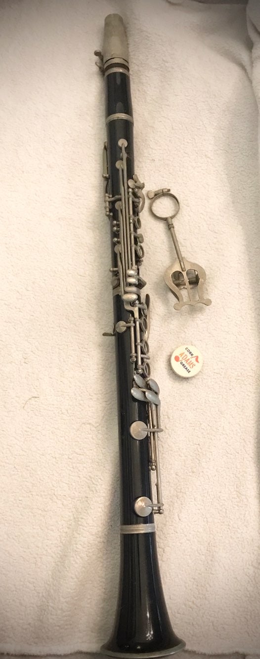 Vintage vito clarinet