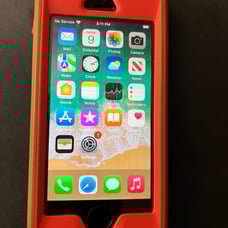Apple iPhone SE