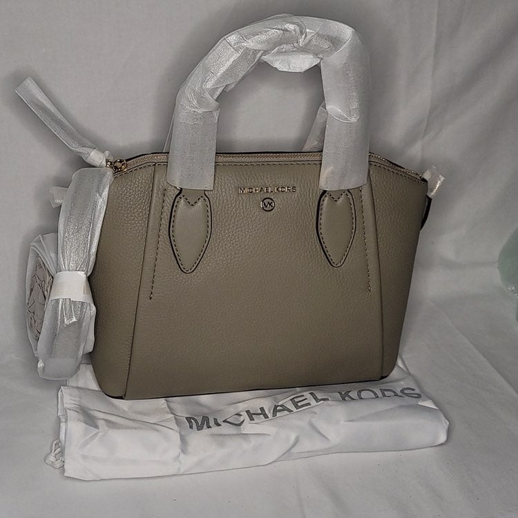 Medium handbag