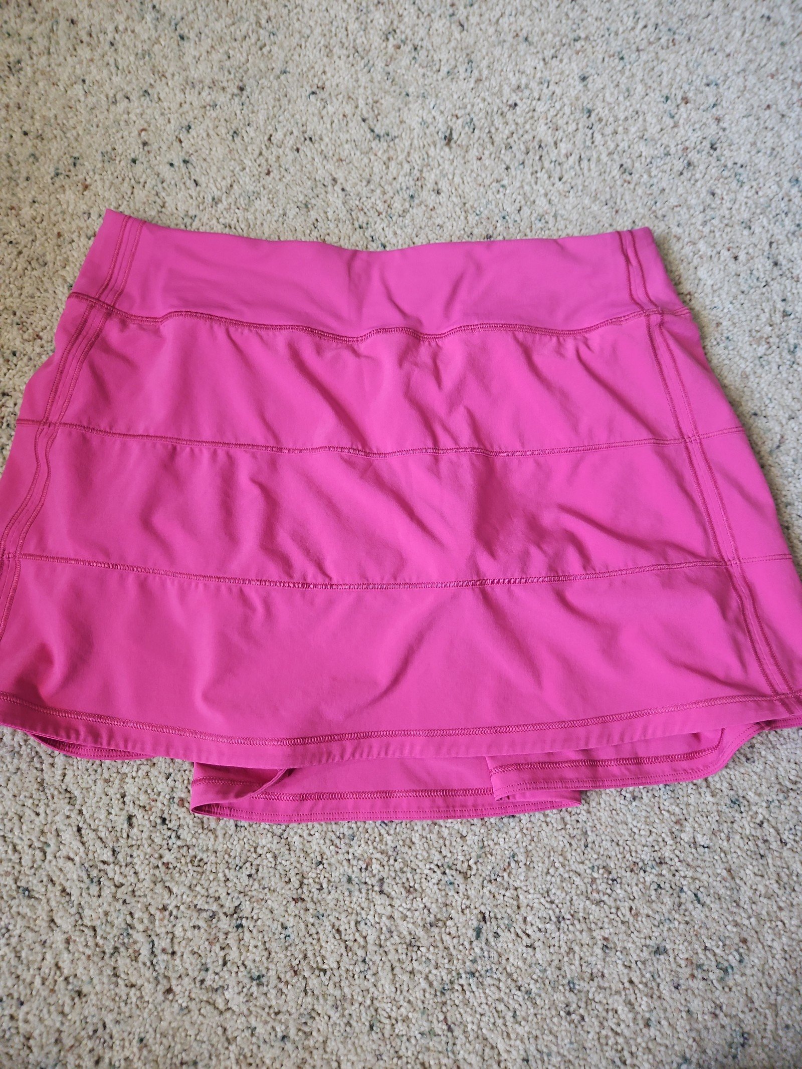 Lululemon pace rival skirt