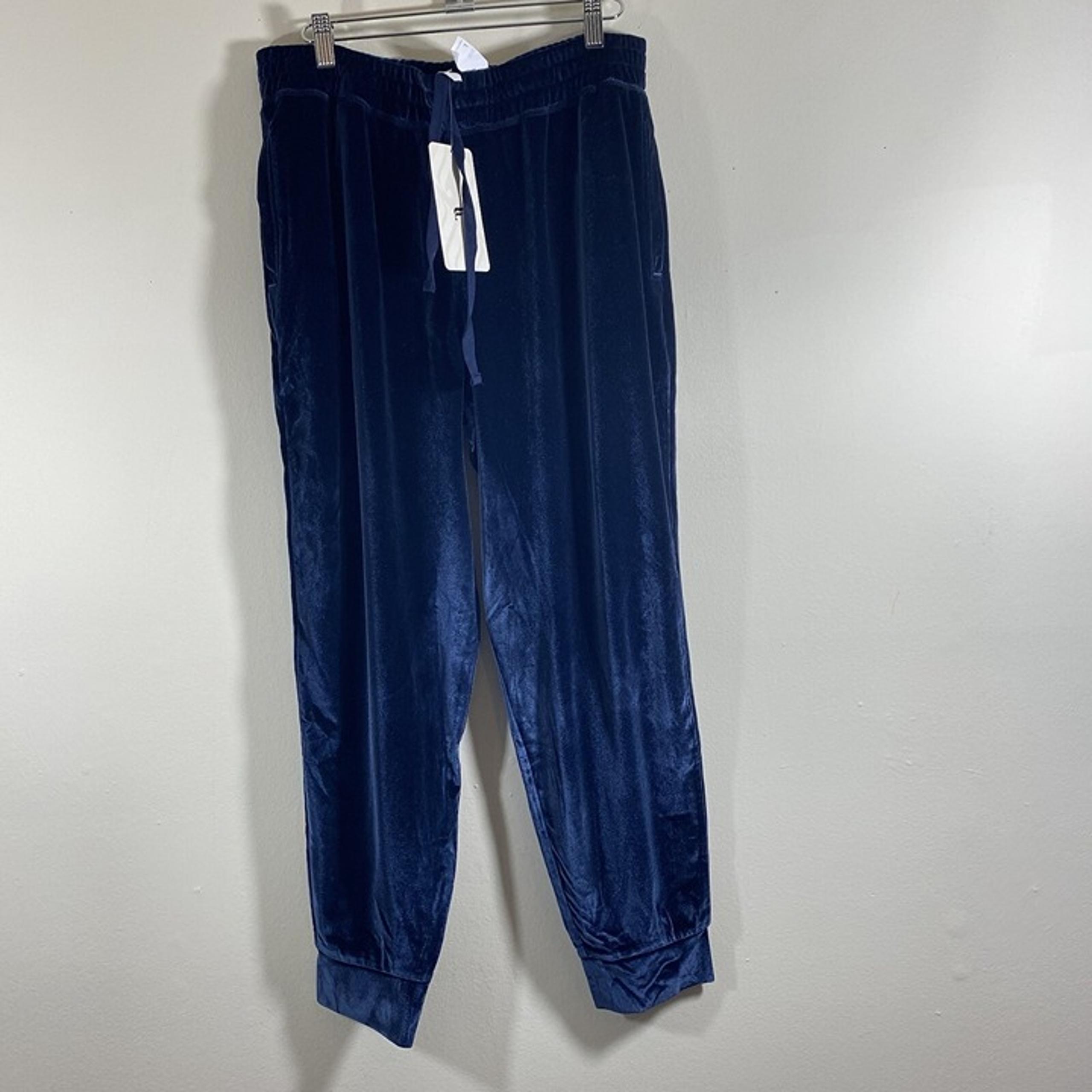 Fabletics Jogger Women’s Size L Daria Luxe Velour Deep Navy New
