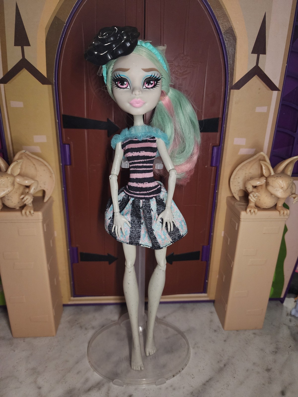 Monster High Rochelle Love in Scaris