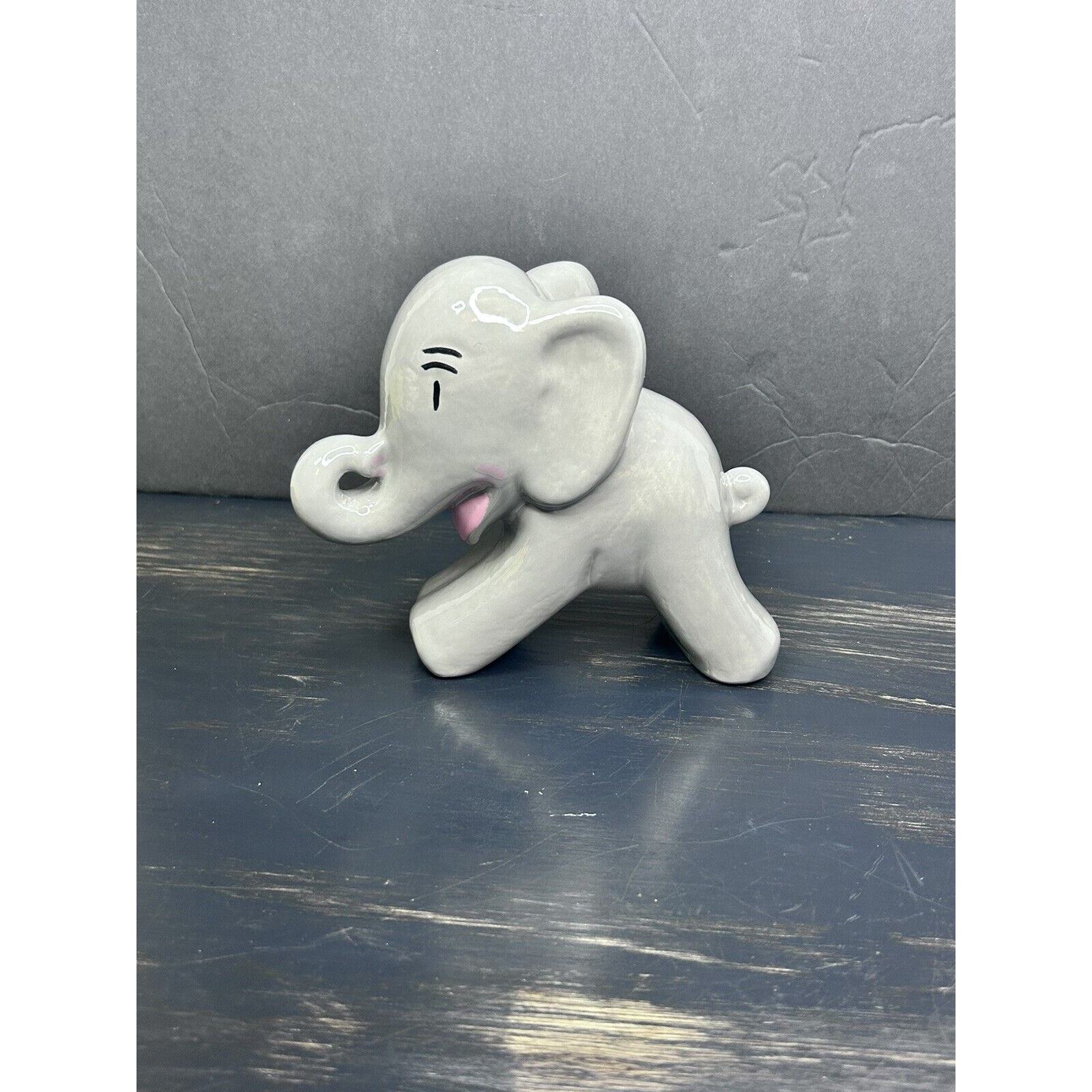 Very Rare Hull Pottery 2010 Commemorative “Gray Elephant” . Only 225 Made! HPA