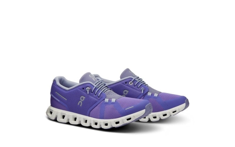 SALE!RUNNING Shoes On cloud 5 Womens Size 8.5 in Blueberry Feather Newfullboxtag