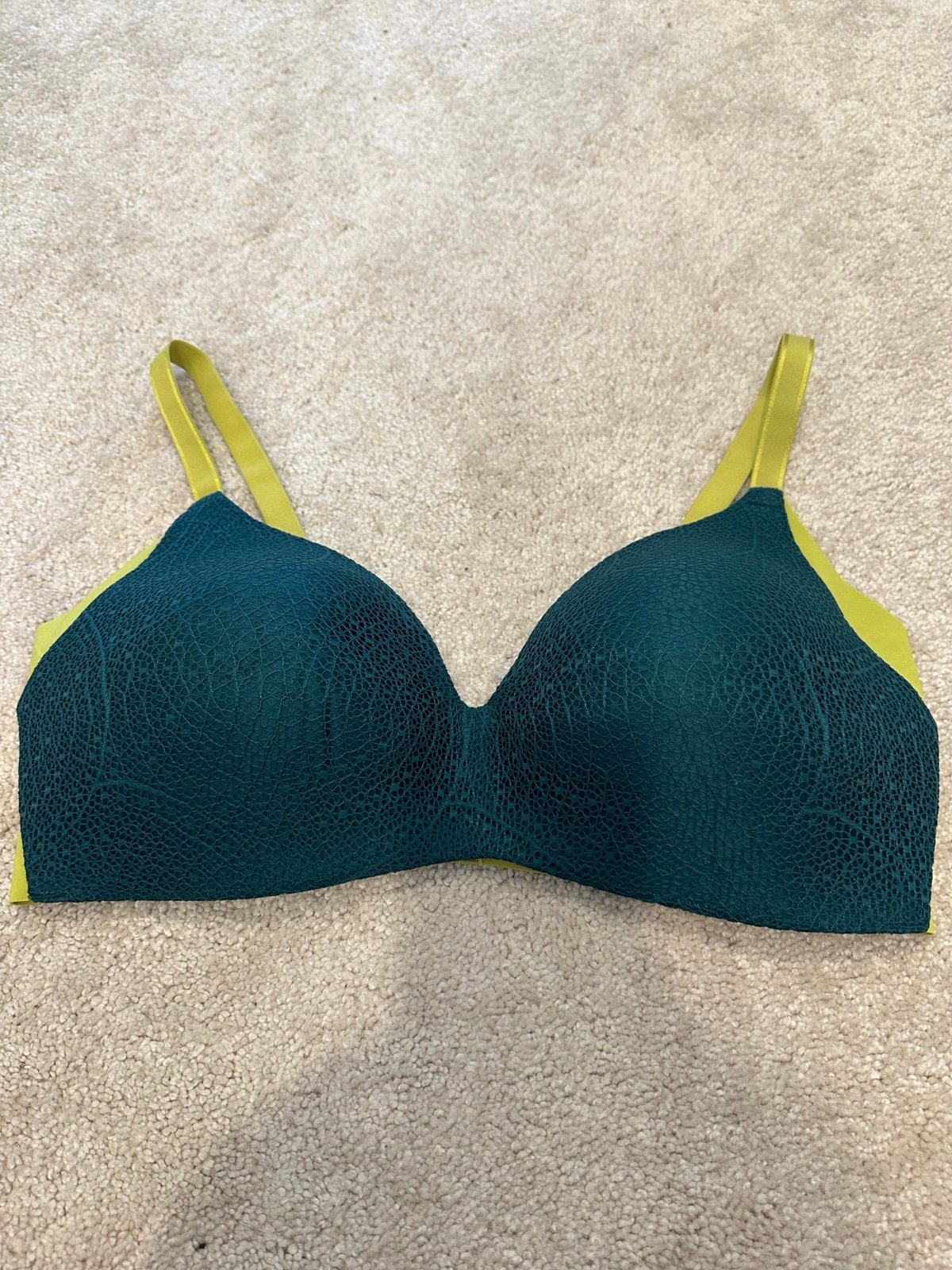 Knix Lace WingWoman Contour Bra Emerald Green Lime Size 5 Wireless Bralette