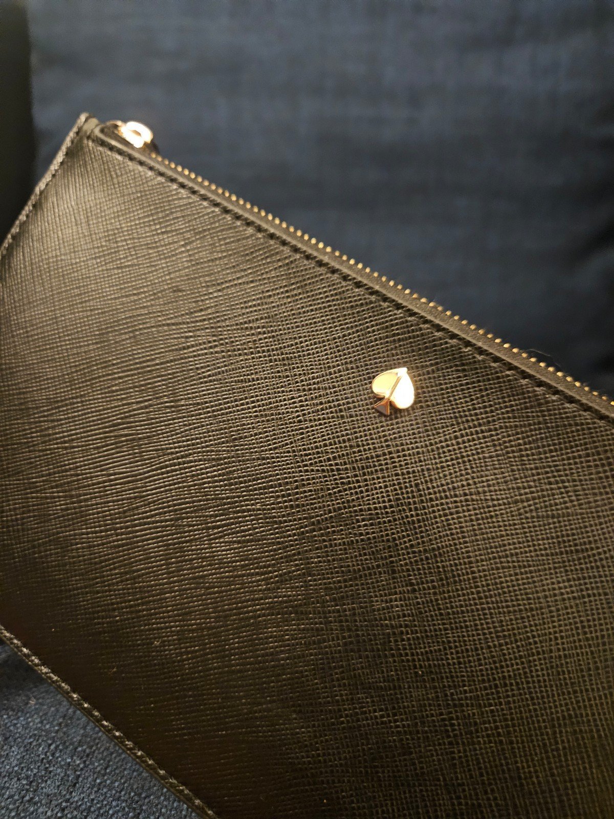 KATE SPADE NEW YORK SAFFIANO LEATHER WRISTLET POUCH black