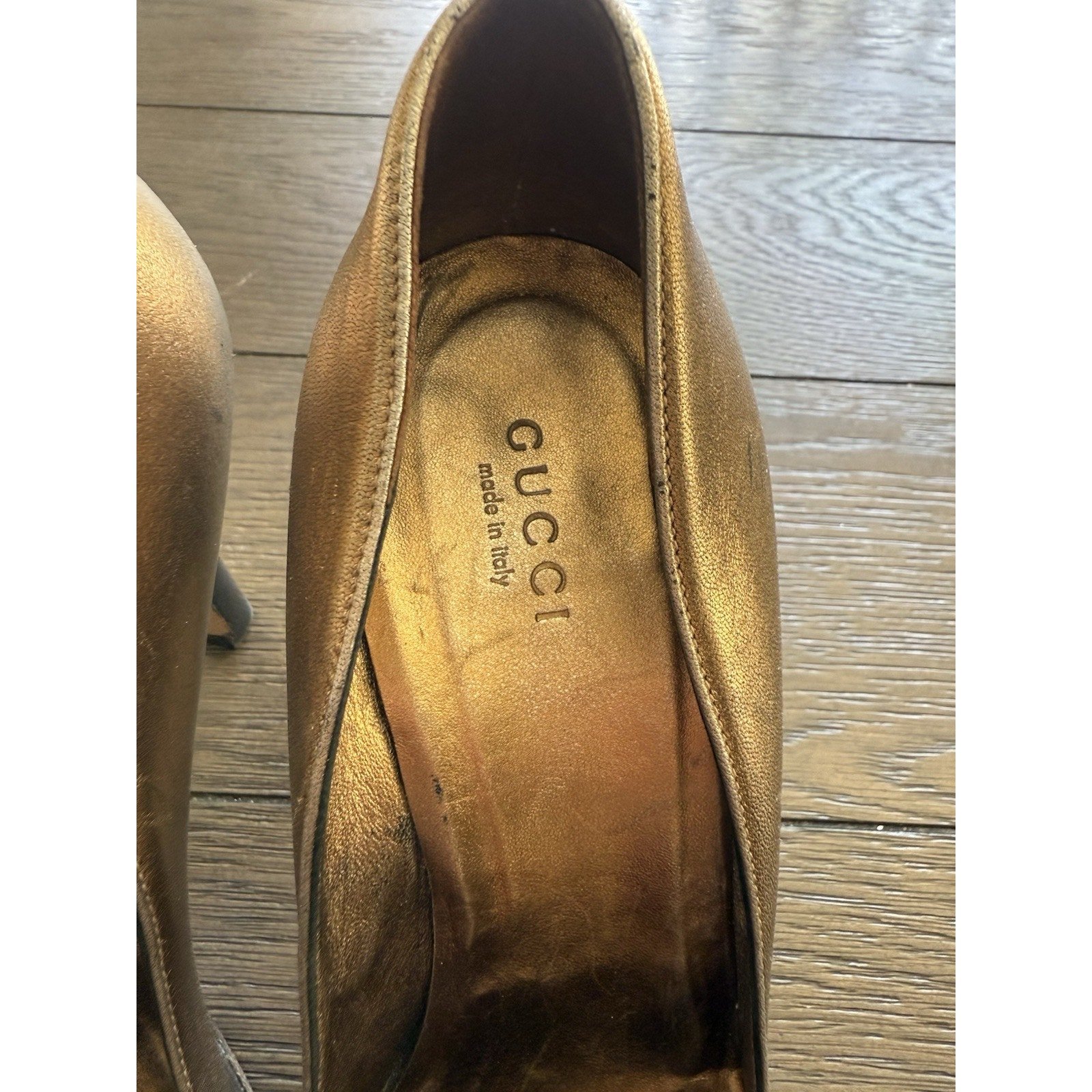 GUCCI ITALY Gunmetal Copper Gold platform shimmer classic pumps 6B Serial 171372